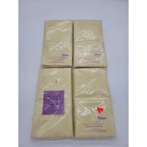 NEW Set of 4 Blossoms & Blooms Kohls Yellow Floral Spring Cloth Napkins 16"x17"